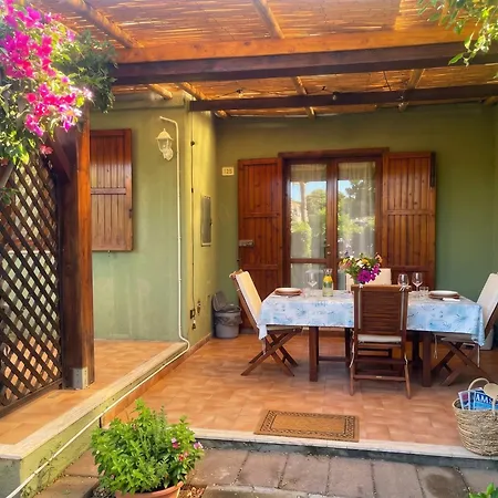 Дом отдыха Casa Lucia A Due Passi Dal Mare